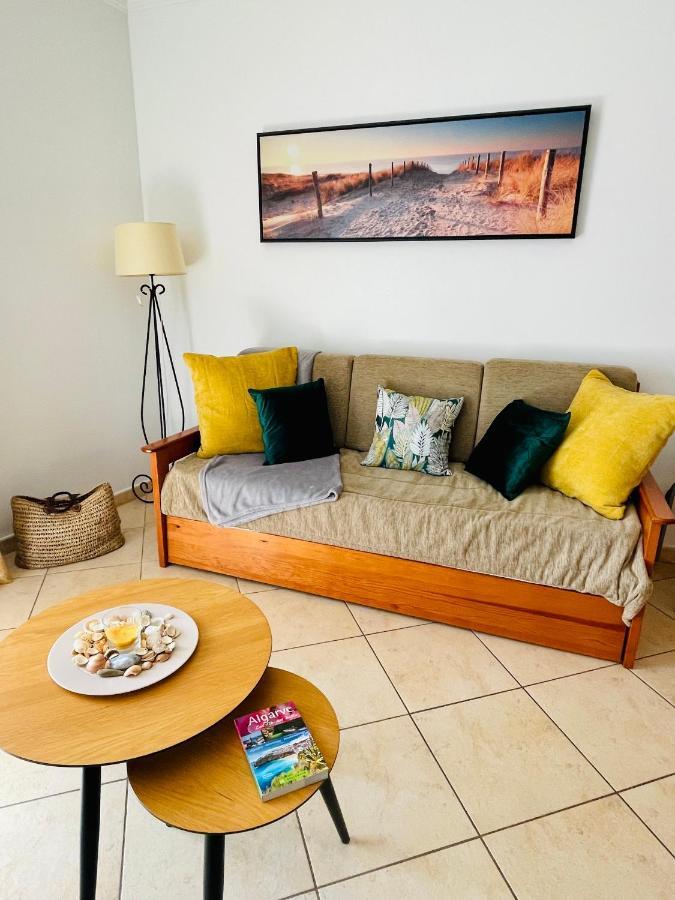Seashell Apartment Oura อัลบูเฟรา ภายนอก รูปภาพ
